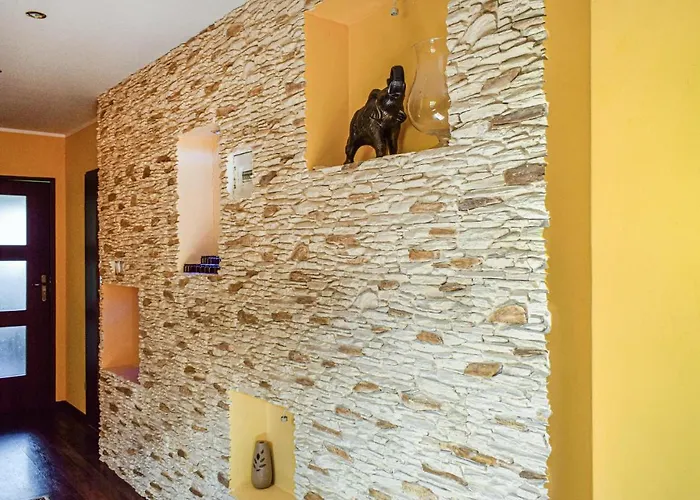 5 Bedroom Gorgeous In Swierzno